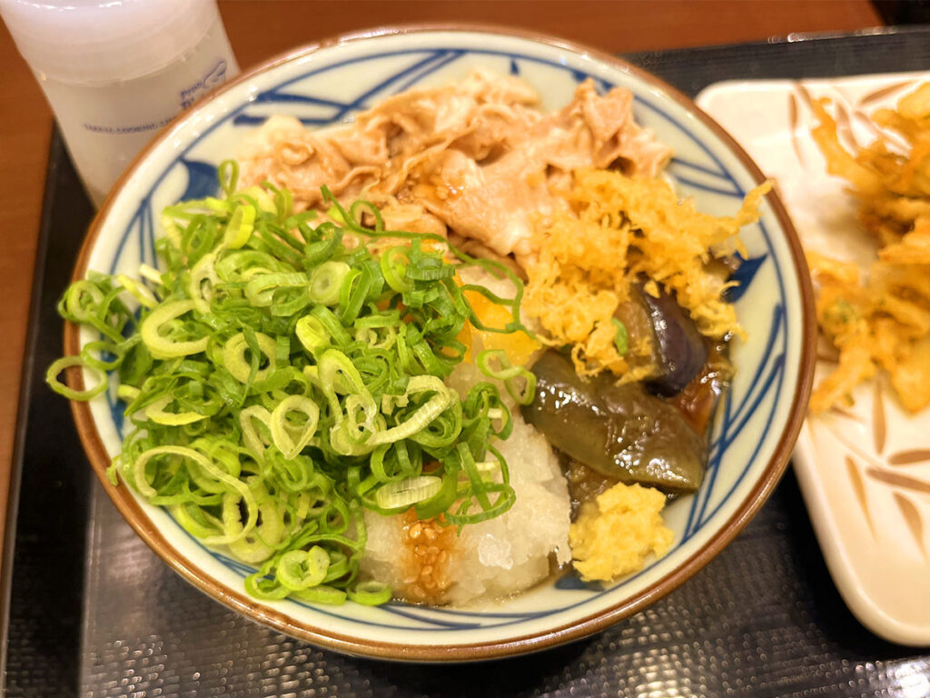 丸亀製麺の鬼おろし豚しゃぶぶっかけうどん